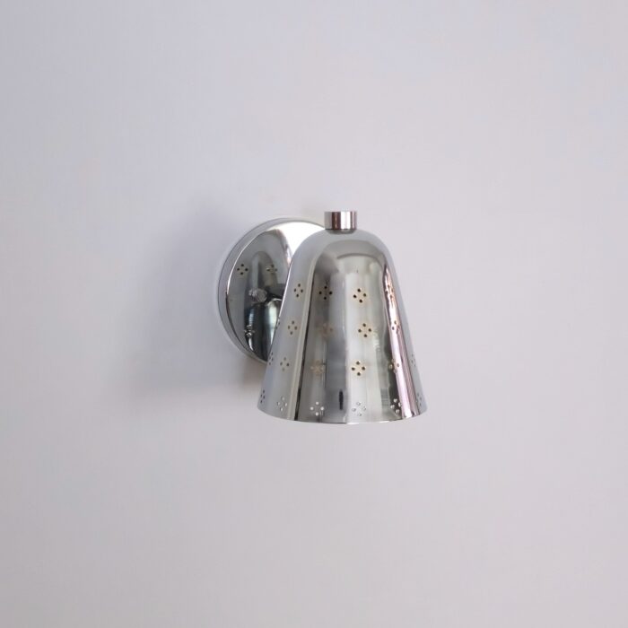 Silver Wall Sconce ​Antique brass finish bell-shaped wall sconce light.